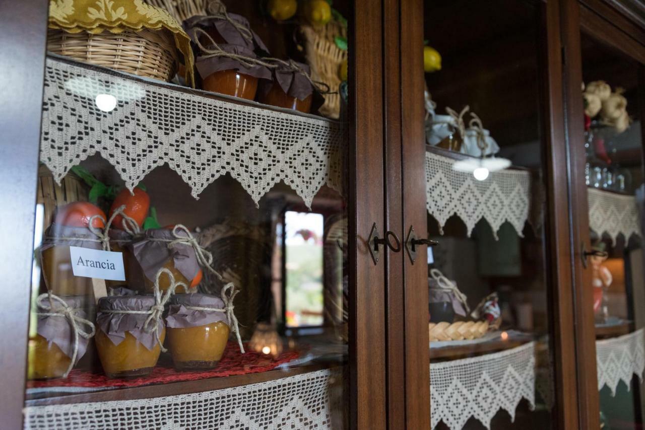 Bed and Breakfast Il Brillocco Кастеллабате Экстерьер фото